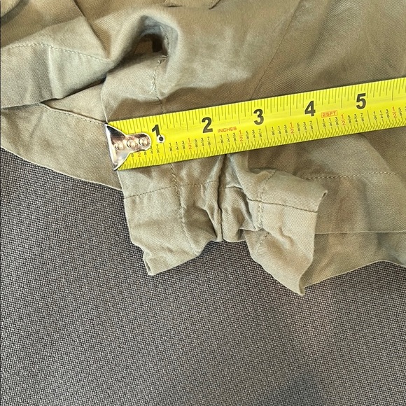 American Eagle Green Shorts with Tie Waist - Picture 3 of 6